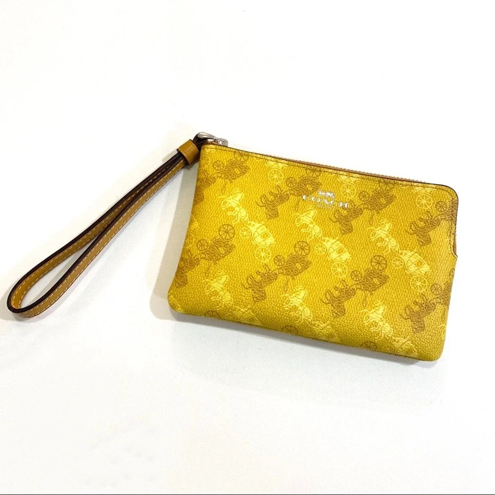 COACH NWOT Corner Zip Wristlet Yellow Logo Wallet Horse Carriage OS